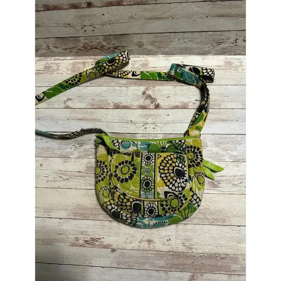 Vera Bradley Limes Up Crossbody Shoulder Bag Purse - Picture 1 of 9